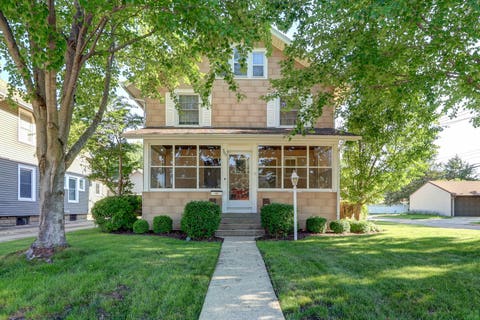 Photo of 302 W 13th Street, Sterling, IL 61081 (MLS # 12697924)