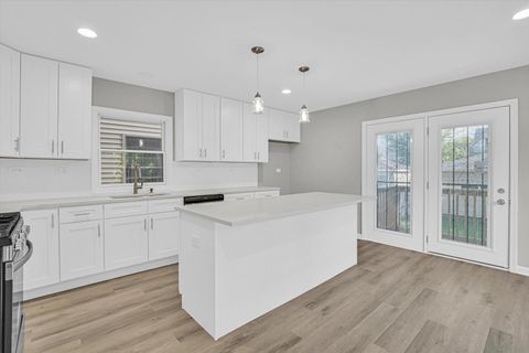 Tiny photo for 7117 S UNIVERSITY Avenue, Chicago, IL 60619 (MLS # 12495939)