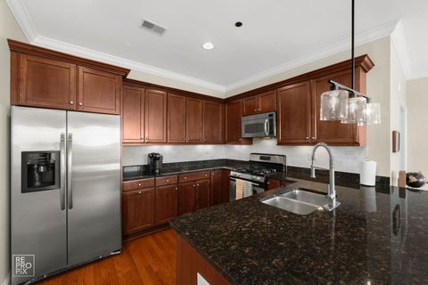 Tiny photo for 2811 N Bell Avenue #403, Chicago, IL 60618 (MLS # 12497722)