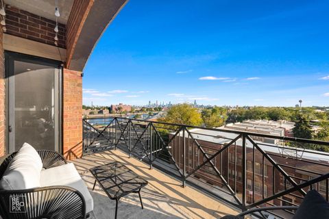 Tiny photo for 2811 N Bell Avenue #403, Chicago, IL 60618 (MLS # 12497722)