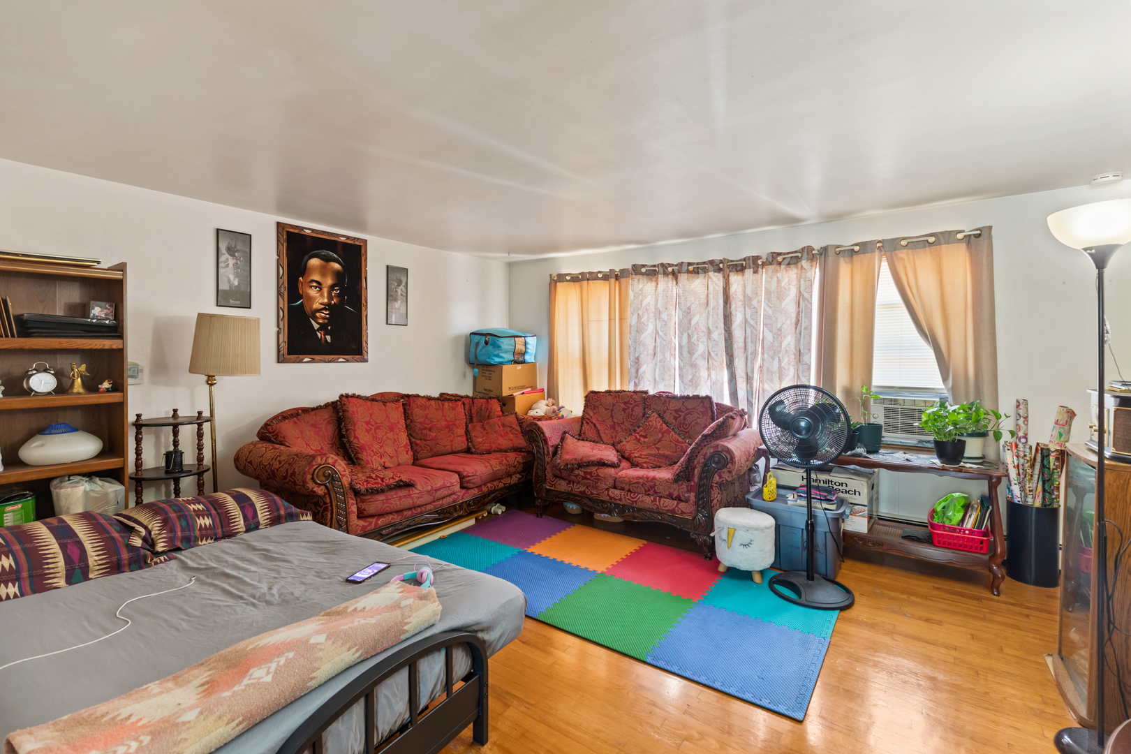 2650 W Touhy Avenue