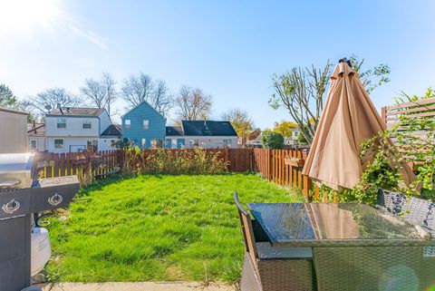Tiny photo for Hanover Park, IL 60133 (MLS # 12636322)