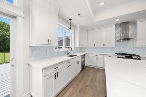 Tiny photo for 7620 Garden Lane, Justice, IL 60458 (MLS # 12502448)