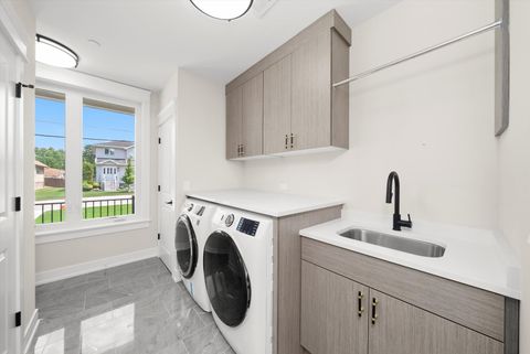 Tiny photo for 7620 Garden Lane, Justice, IL 60458 (MLS # 12502448)