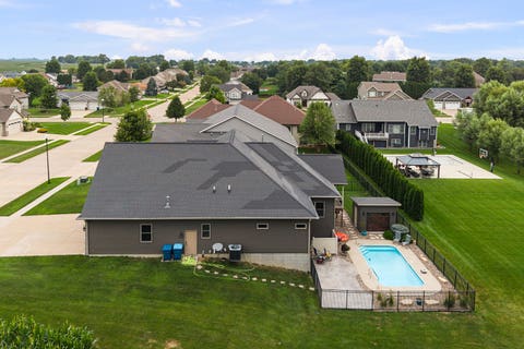 Tiny photo for 813 S 10th Street, Eldridge, IA 52748 (MLS # 12716494)