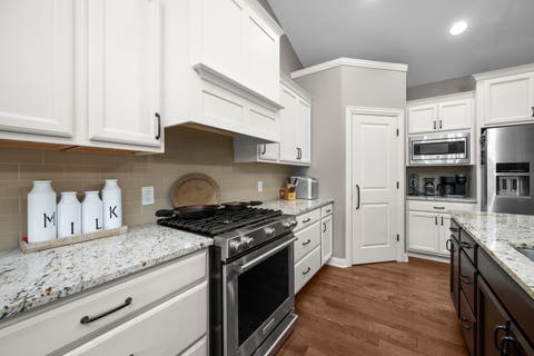 Tiny photo for 813 S 10th Street, Eldridge, IA 52748 (MLS # 12716494)