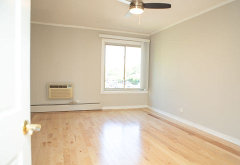 Tiny photo for 16 E Old Willow Road #206-S, Prospect Heights, IL 60070 (MLS # 12771119)