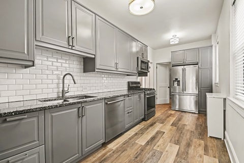 Tiny photo for 1140 E Hyde Park Boulevard #3D, Chicago, IL 60615 (MLS # 12774491)