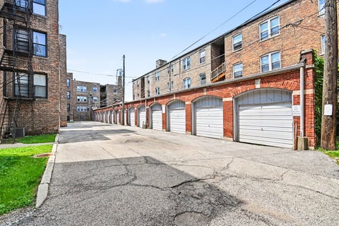 Tiny photo for 1140 E Hyde Park Boulevard #3D, Chicago, IL 60615 (MLS # 12774491)