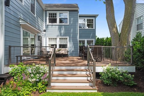 Tiny photo for 622 MELROSE Avenue, Kenilworth, IL 60043 (MLS # 12461300)