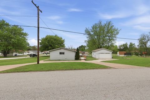 Tiny photo for 137 E 7th Street, Coal Valley, IL 61240 (MLS # 12632872)