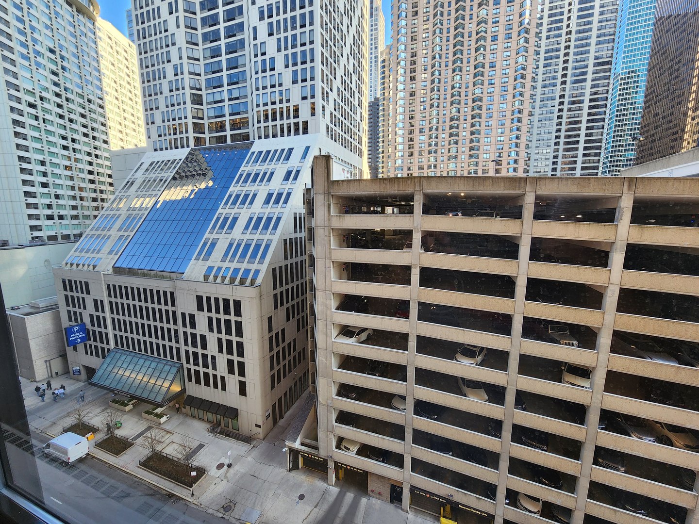 680 N Lake Shore Drive 716