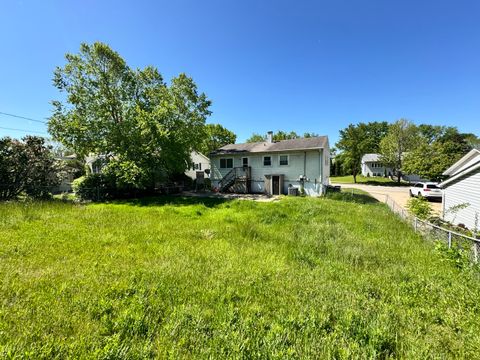 Tiny photo for 55 W Green Meadows Boulevard, Streamwood, IL 60107 (MLS # 12443814)