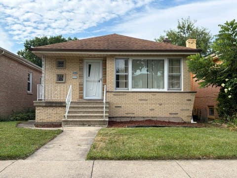 Photo of 2545 W 115th Street, Chicago, IL 60655 (MLS # 12721551)