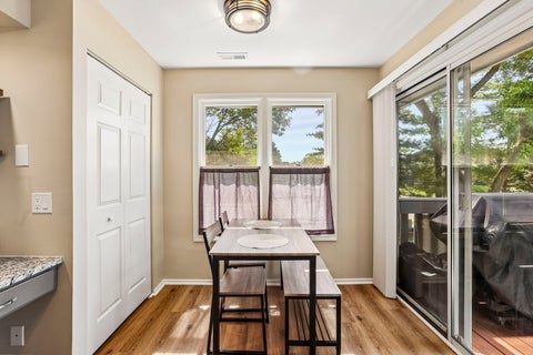 Tiny photo for 1307 Cromwell Court #1307, Vernon Hills, IL 60061 (MLS # 12691428)