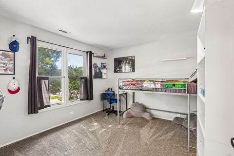 Tiny photo for 1307 Cromwell Court #1307, Vernon Hills, IL 60061 (MLS # 12691428)