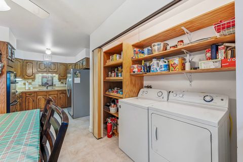 Tiny photo for 3206 Kingfisher Court, Rolling Meadows, IL 60008 (MLS # 12466580)