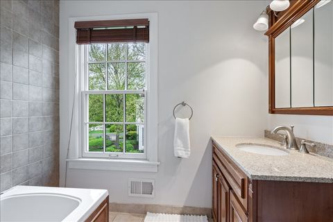 Tiny photo for 910 Chippewa Lane, Wilmette, IL 60091 (MLS # 12630233)