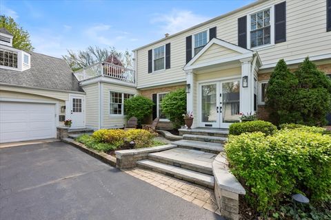 Tiny photo for 910 Chippewa Lane, Wilmette, IL 60091 (MLS # 12630233)