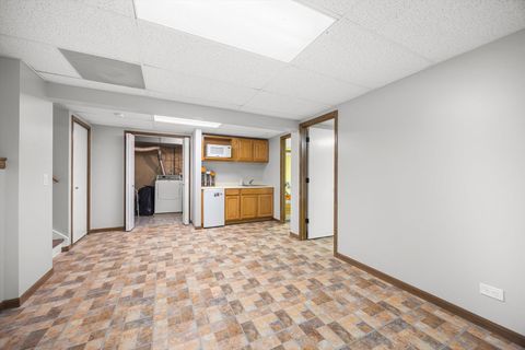 Tiny photo for 307 TERRY Lane, Bloomingdale, IL 60108 (MLS # 12674136)