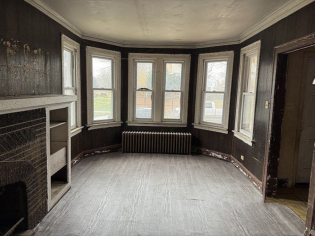 6349 S Carpenter Street