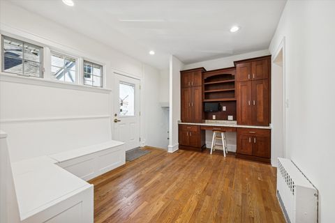 Tiny photo for 3946 Howard Avenue, Western Springs, IL 60558 (MLS # 12552984)