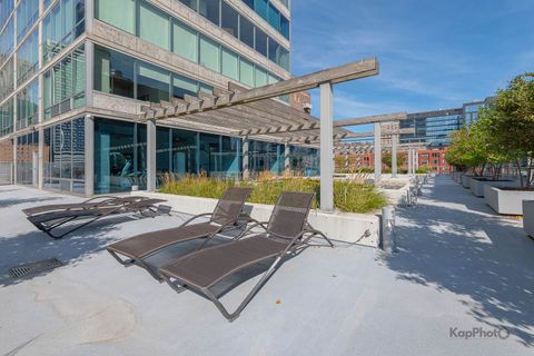 Tiny photo for 611 S Wells Street #2406, Chicago, IL 60607 (MLS # 12476703)