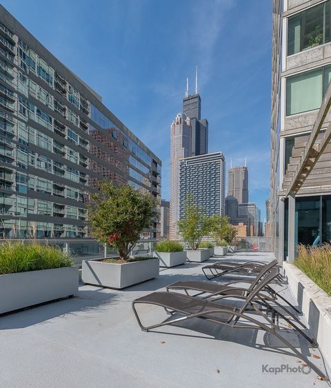 Tiny photo for 611 S Wells Street #2406, Chicago, IL 60607 (MLS # 12476703)