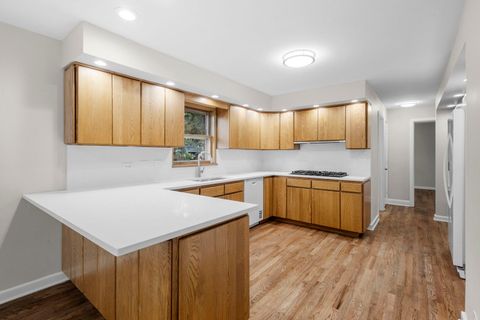 Tiny photo for 10624 Lawler Avenue, Oak Lawn, IL 60453 (MLS # 12503888)