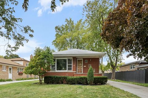 Tiny photo for 10624 Lawler Avenue, Oak Lawn, IL 60453 (MLS # 12503888)