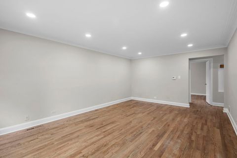 Tiny photo for 10624 Lawler Avenue, Oak Lawn, IL 60453 (MLS # 12503888)