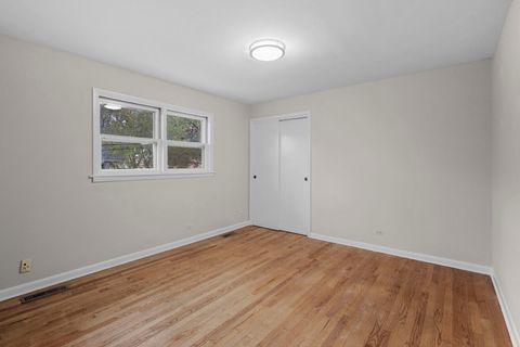Tiny photo for 10624 Lawler Avenue, Oak Lawn, IL 60453 (MLS # 12503888)