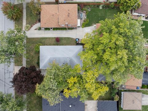 Tiny photo for 10624 Lawler Avenue, Oak Lawn, IL 60453 (MLS # 12503888)