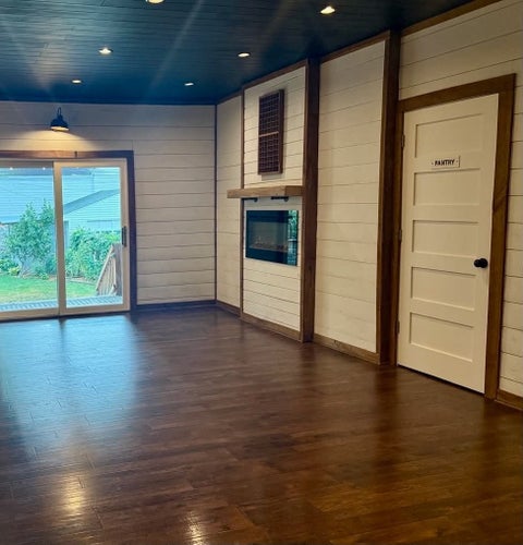 Tiny photo for 1454 Hampshire Street, Quincy, IL 62301 (MLS # 12756979)