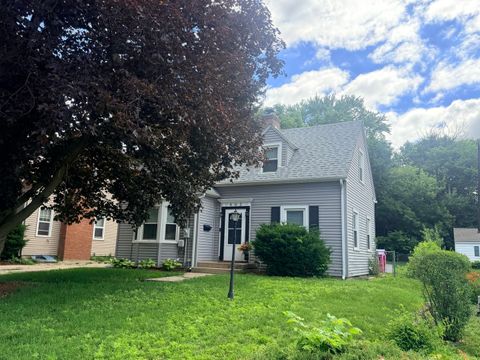 Tiny photo for 402 S Rockford Avenue, Rockford, IL 61104 (MLS # 12681852)