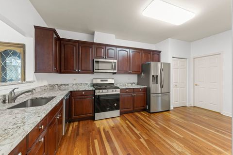 Tiny photo for 17 Mashie Court, Woodridge, IL 60517 (MLS # 12608155)