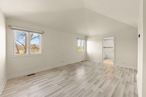 Tiny photo for 17 Mashie Court, Woodridge, IL 60517 (MLS # 12608155)