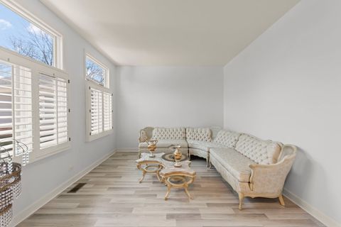 Tiny photo for 17 Mashie Court, Woodridge, IL 60517 (MLS # 12608155)