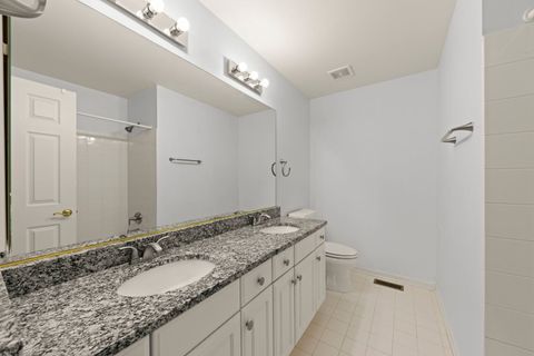 Tiny photo for 17 Mashie Court, Woodridge, IL 60517 (MLS # 12608155)