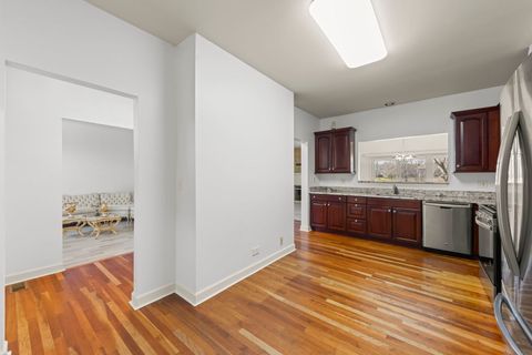 Tiny photo for 17 Mashie Court, Woodridge, IL 60517 (MLS # 12608155)