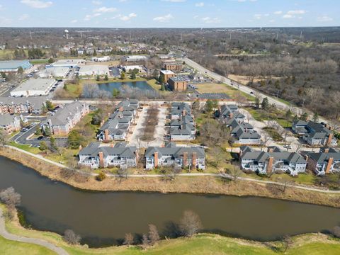 Tiny photo for 17 Mashie Court, Woodridge, IL 60517 (MLS # 12608155)