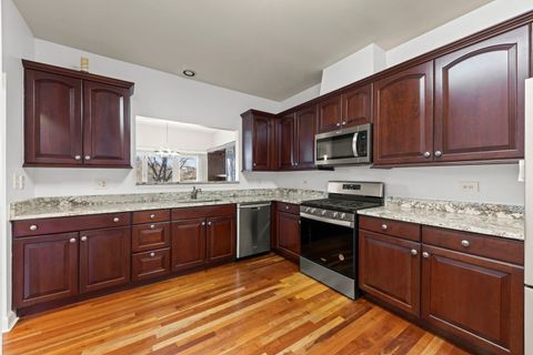 Tiny photo for 17 Mashie Court, Woodridge, IL 60517 (MLS # 12608155)