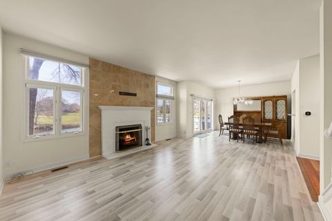 Tiny photo for 17 Mashie Court, Woodridge, IL 60517 (MLS # 12608155)