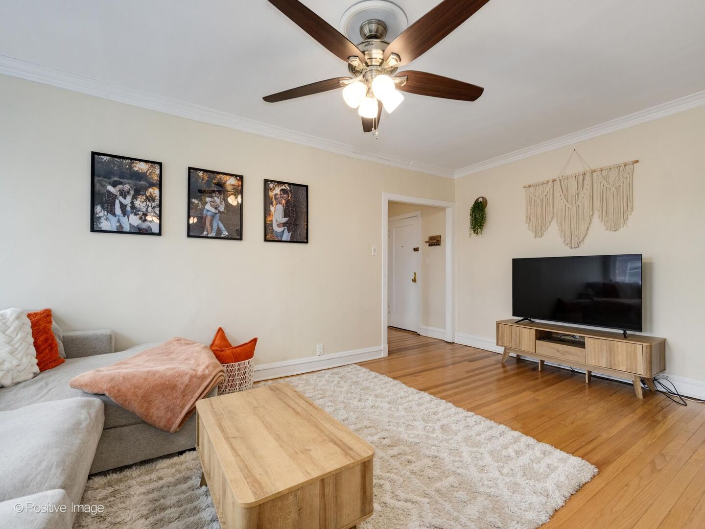 1104 W Montana Street 3