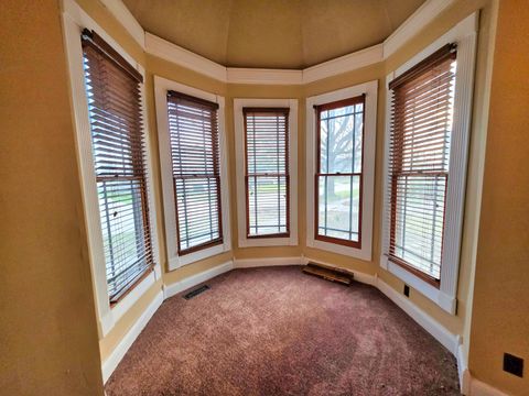 Tiny photo for 102 W 3rd Street, Flora, IL 62839 (MLS # 12604728)