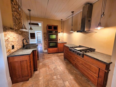 Tiny photo for 102 W 3rd Street, Flora, IL 62839 (MLS # 12604728)