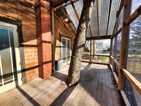 Tiny photo for 102 W 3rd Street, Flora, IL 62839 (MLS # 12604728)