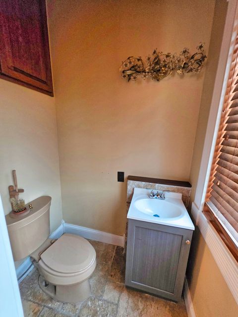 Tiny photo for 102 W 3rd Street, Flora, IL 62839 (MLS # 12604728)