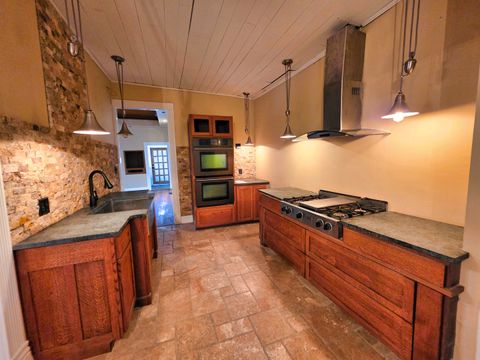 Tiny photo for 102 W 3rd Street, Flora, IL 62839 (MLS # 12604728)