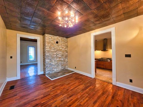 Tiny photo for 102 W 3rd Street, Flora, IL 62839 (MLS # 12604728)